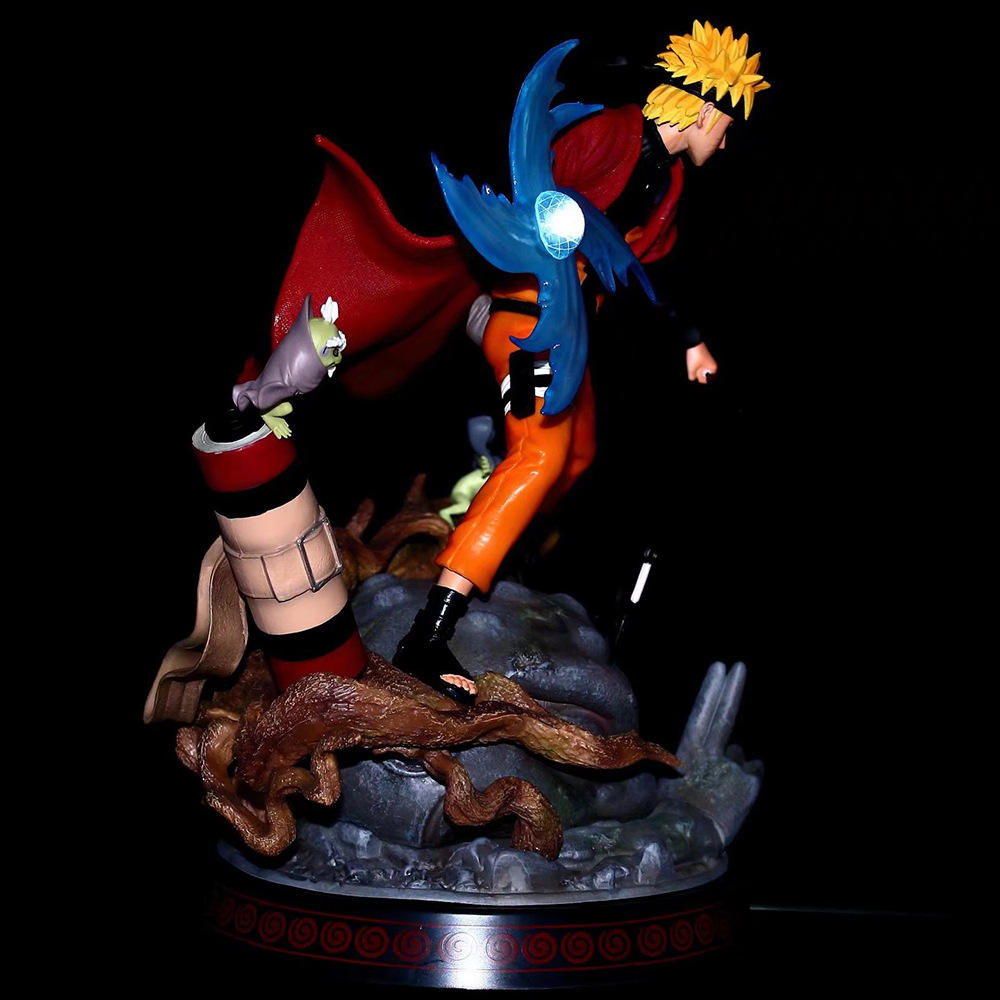 Dual Weapons Light-Up Naruto Action Figure